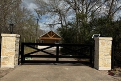 3-rail-composite-black-ranch-rail-stome-columns-lanterns-5